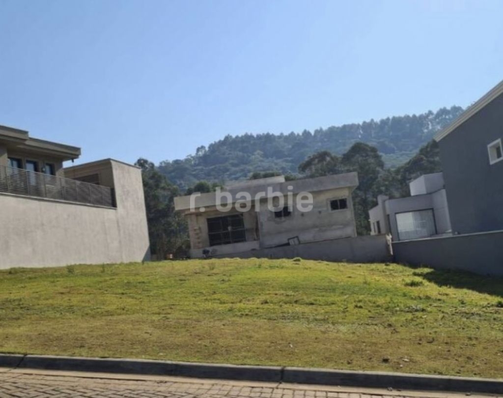 Terreno em Condomínio Alphaville Santana de Parnaíba 