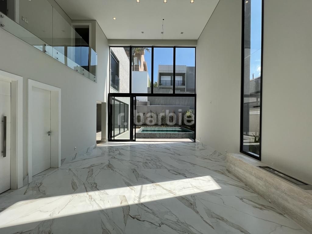 Casa em Condomínio Alphaville Santana de Parnaíba 