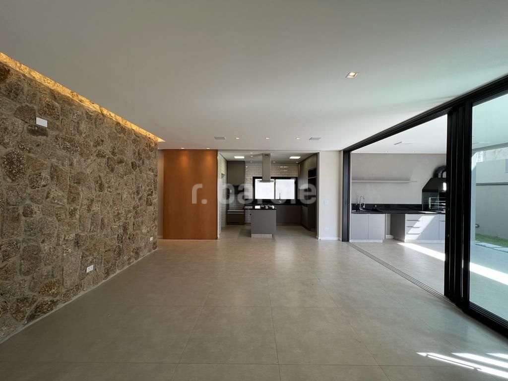 Casa em Condomínio Alphaville Santana de Parnaíba 