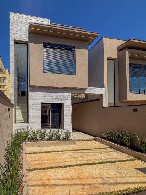 Casa em Condomínio Villas do Jaguari Santana de Parnaiba