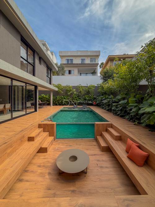 Casa em Condomínio Alphaville Santana de Parnaíba 