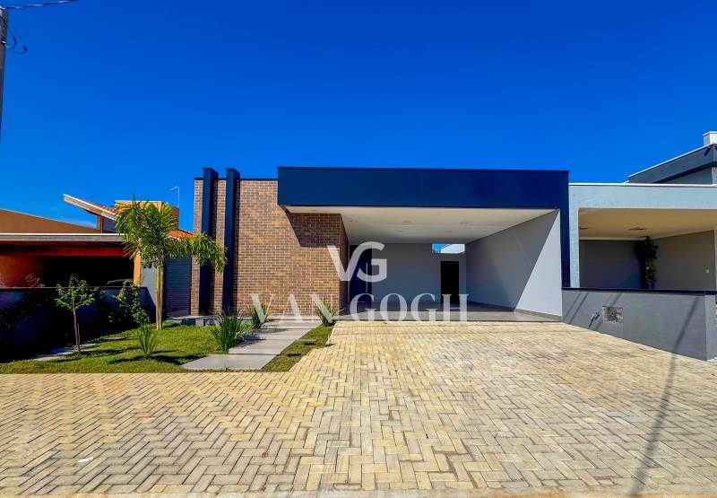Casa Térrea à Venda no Condomínio Condomínio Portal do Sol em Holambra – 3 Suítes, Piscina e Área Gourmet