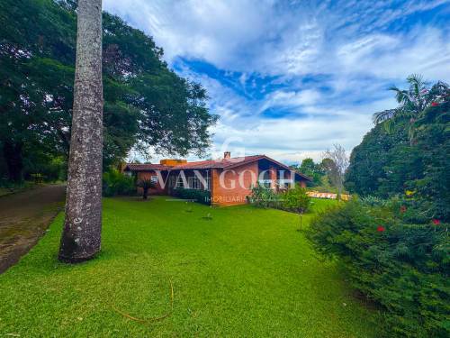 Casa em Condomínio   